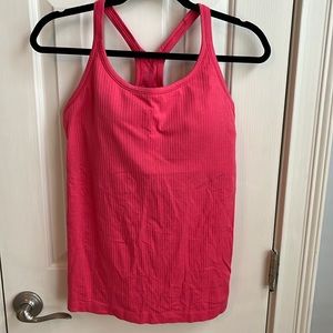 Lululemon Ebb to Street tank.